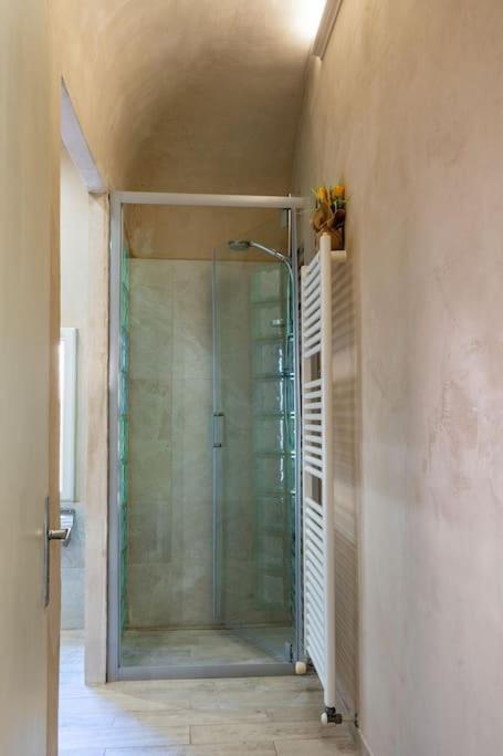 Casa Vacanze L'Angolo Fiorito Bettolle Extérieur photo