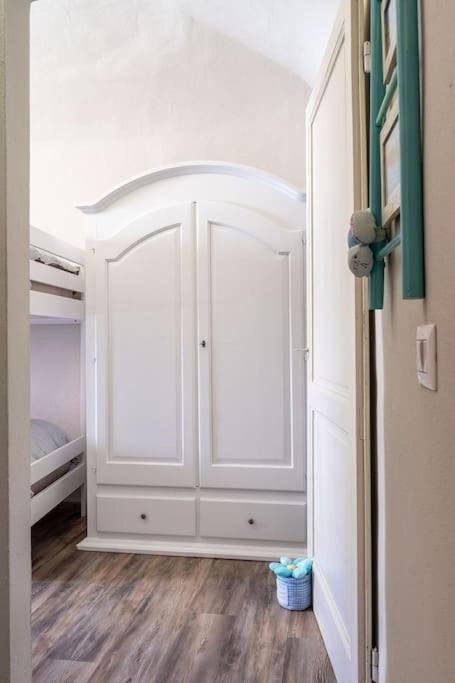 Casa Vacanze L'Angolo Fiorito Bettolle Extérieur photo