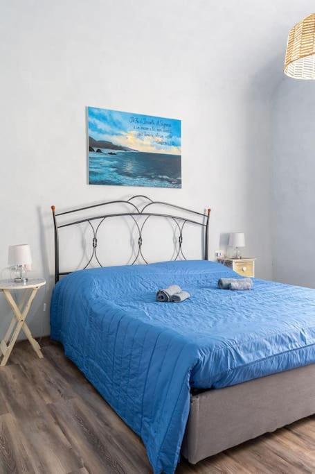 Casa Vacanze L'Angolo Fiorito Bettolle Extérieur photo